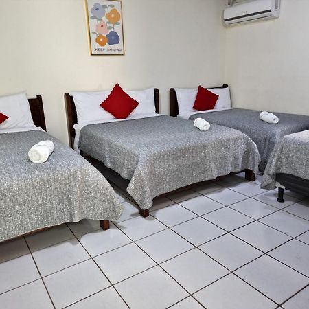 Hotel Suenos San Salvador Buitenkant foto