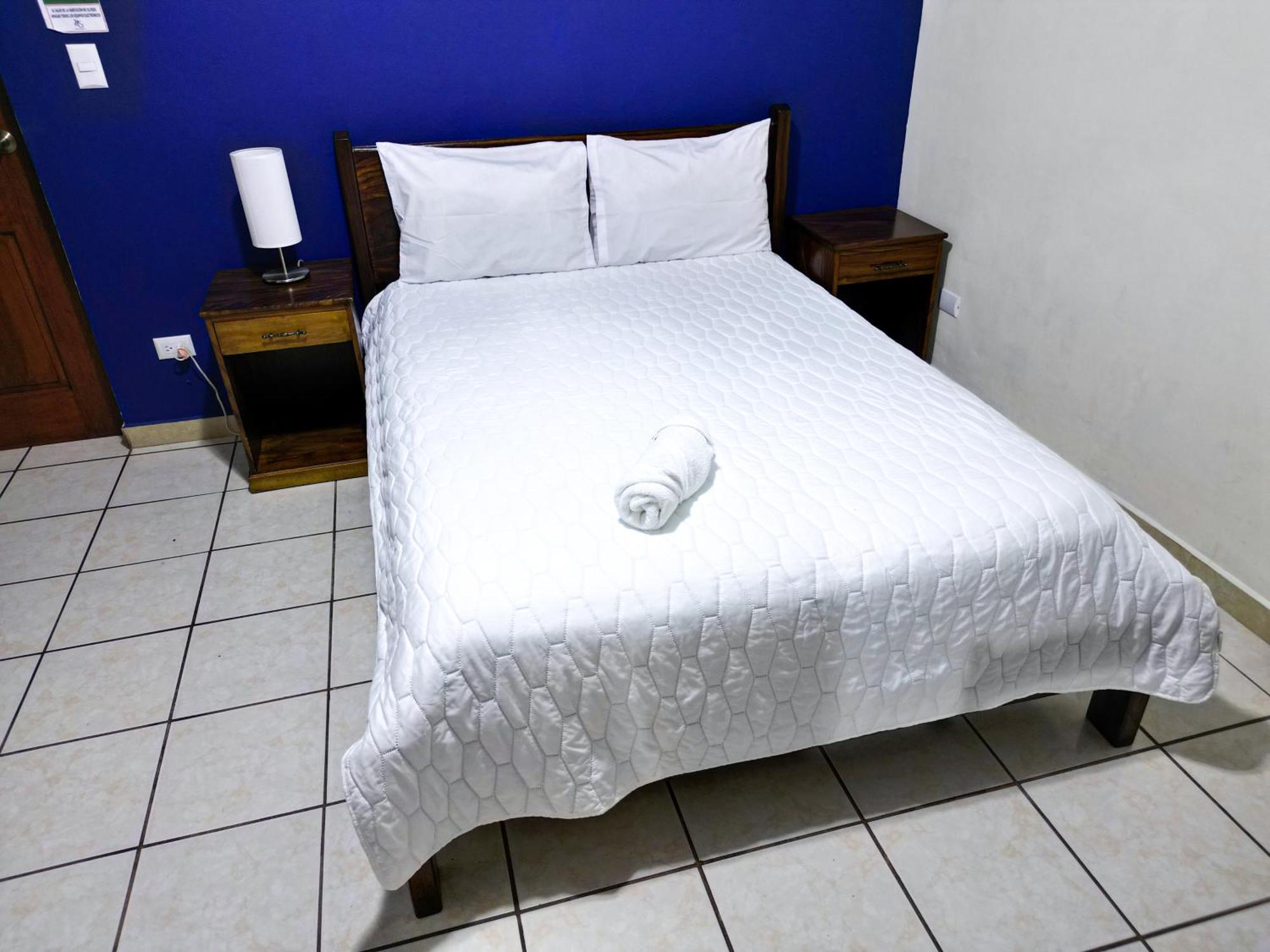Hotel Suenos San Salvador Buitenkant foto