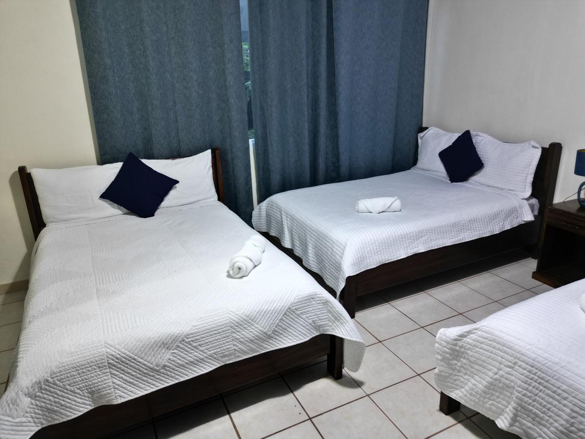 Hotel Suenos San Salvador Buitenkant foto