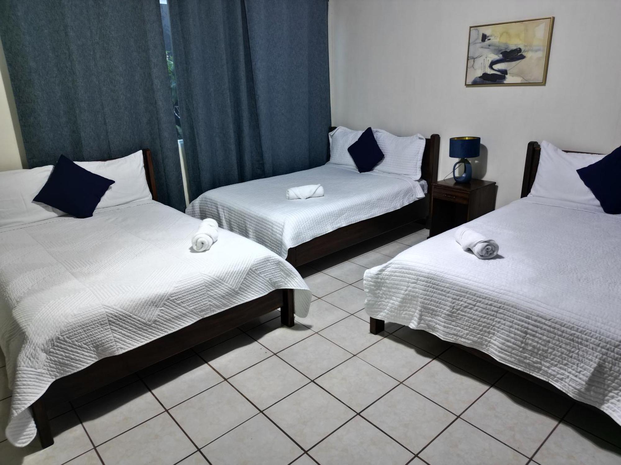 Hotel Suenos San Salvador Buitenkant foto